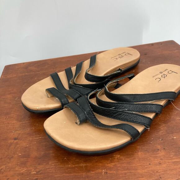 Born Leather Black Strappy Slip On Flat Sandals Casual Neutral Women’s 7 - Picture 3 of 7